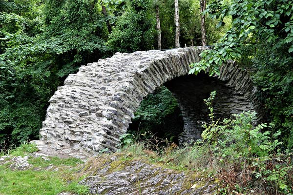 Cromwell's Bridge over the river Finnihy